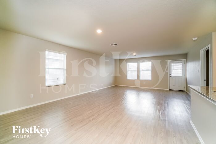 Building Photo - 10542 De Gonzalo Way