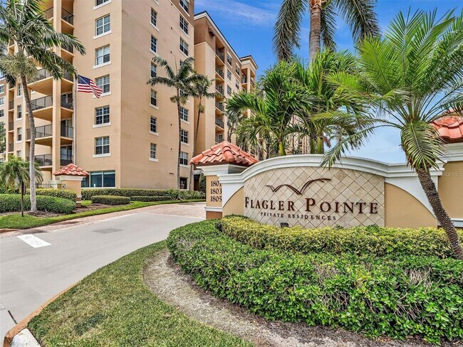 Building Photo - 1801 N Flagler Dr