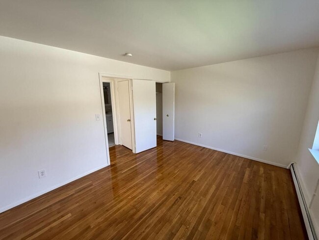 Building Photo - 35 Rome Ave