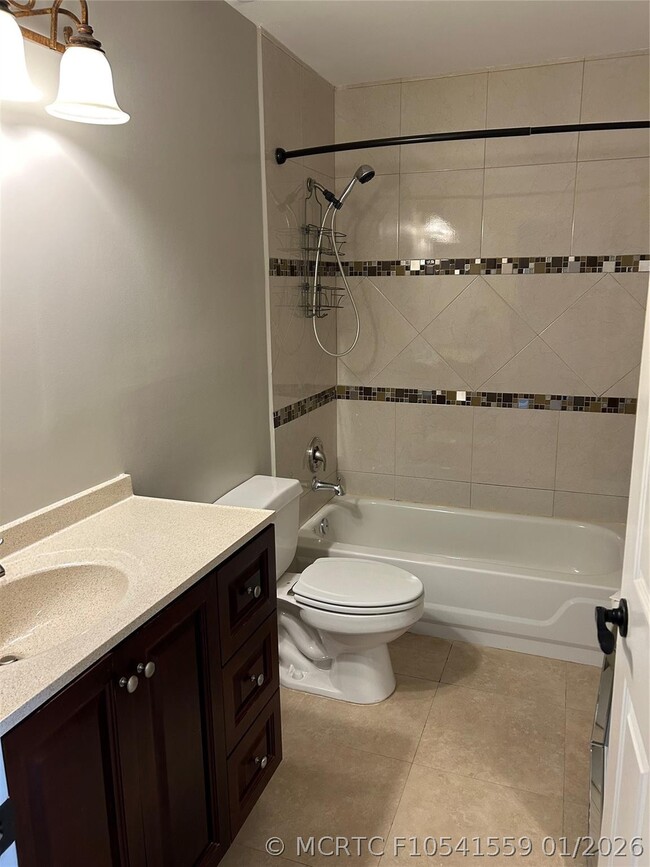 Building Photo - 7430 Ashley Shores Cir