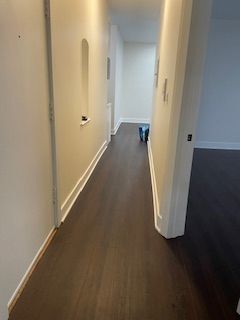 Building Photo - 1354 W Greenleaf Ave