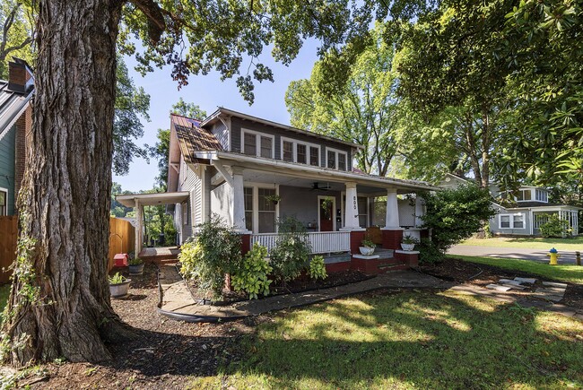 Primary Photo - 800 Phillips Ave