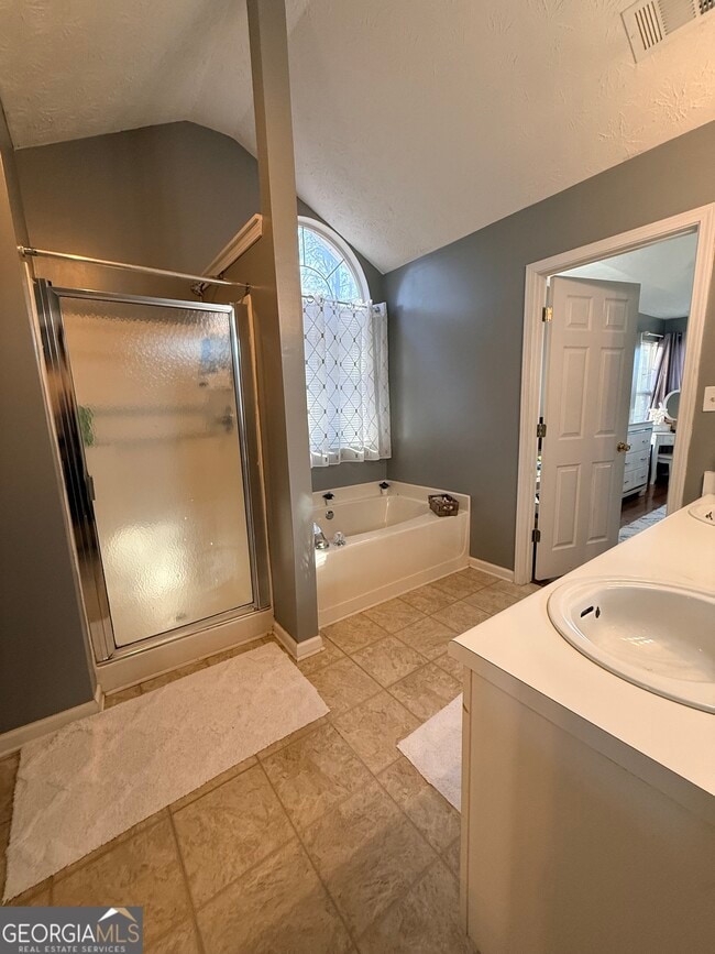 Building Photo - 10411 Tobano Trail