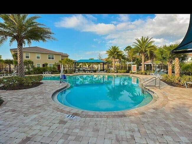 Building Photo - 3120 Oriole Dr