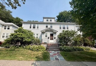 Building Photo - 54 Noble St