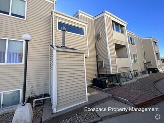 Building Photo - 2 Bedroom 1 Bathroom Apartment in Aurora