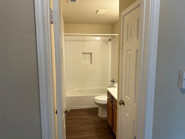 Building Photo - 1629 Balsam Way