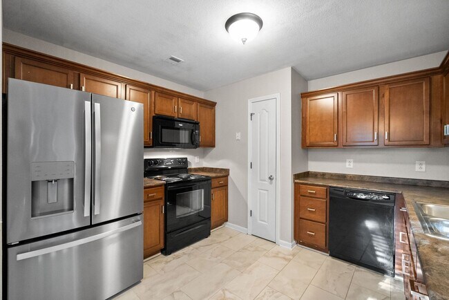 Building Photo - 2845 Teakwood Dr