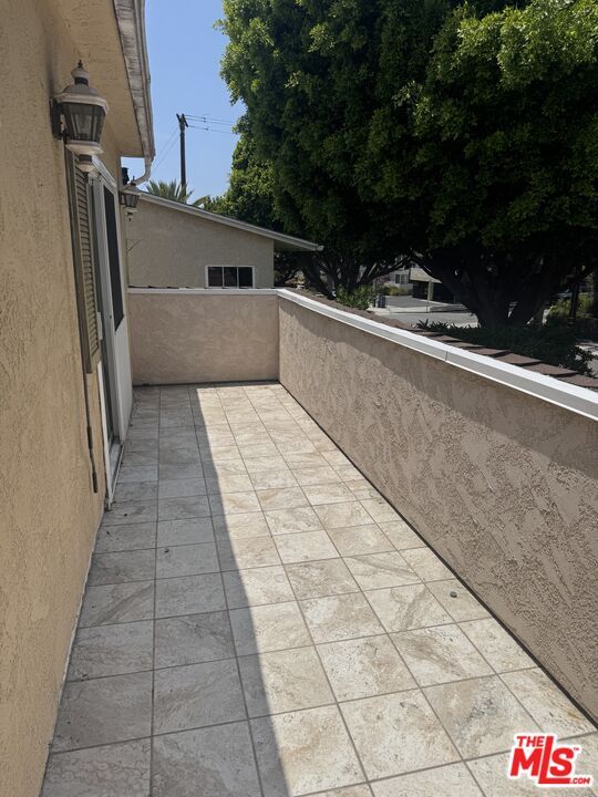 Building Photo - 2914 Arizona Ave