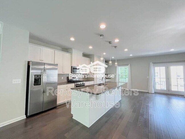 Building Photo - 521 Charles Porteus Ln