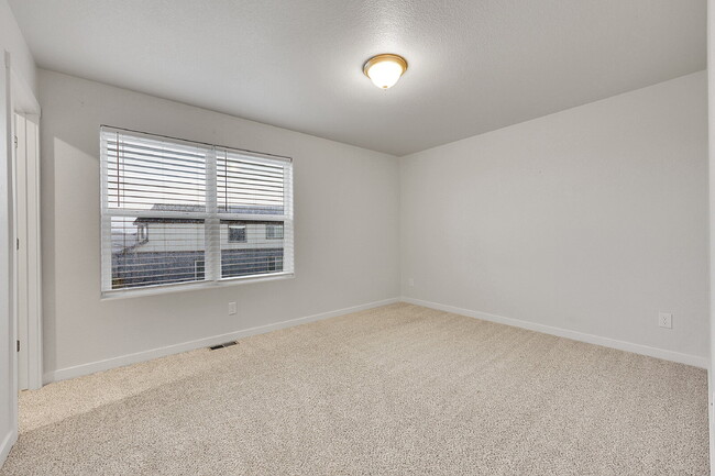Building Photo - $2,550 - 3 Bed, 2.5 Bath Home in Colorado ...