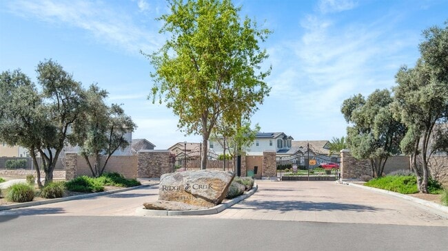 Building Photo - 1257 Rdg Crk Ests Wy