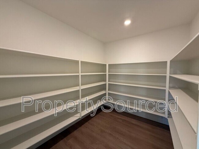 Building Photo - 2099 Frank Blondin Ln