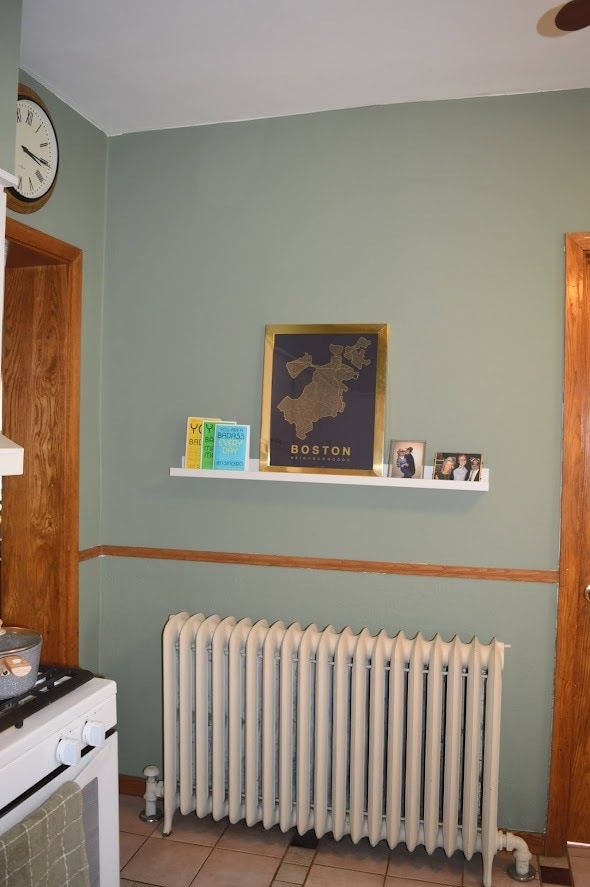 Building Photo - 434 E Berteau Ave