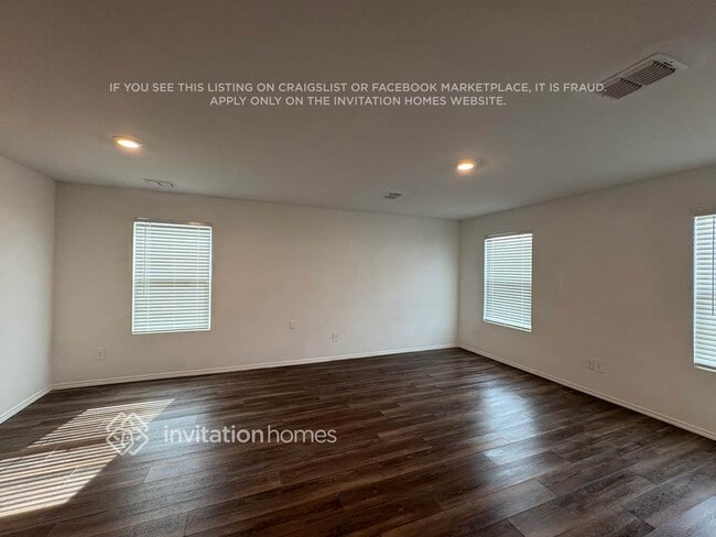 Building Photo - 3054 Wallace Wls Ct