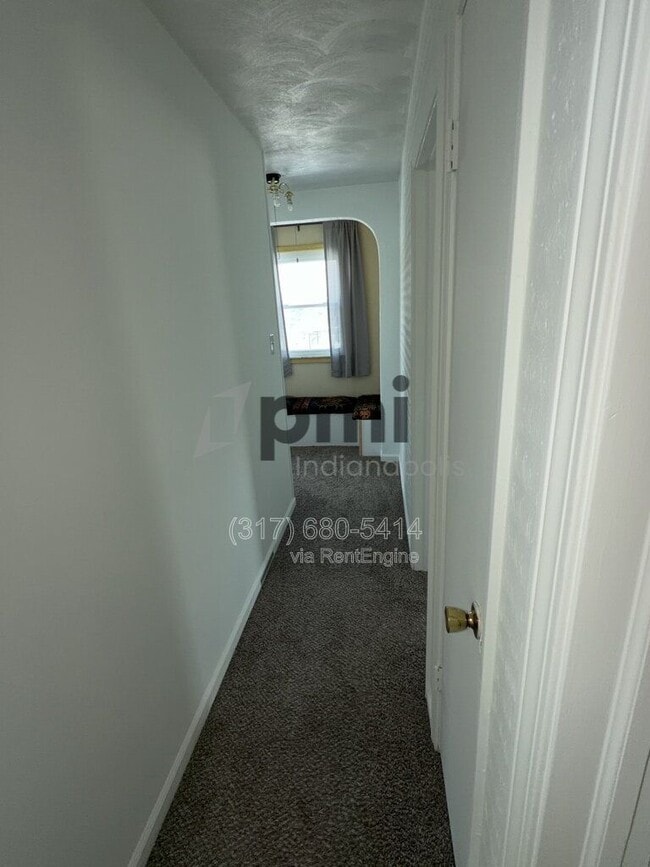 Building Photo - 635 Phaeton Pl