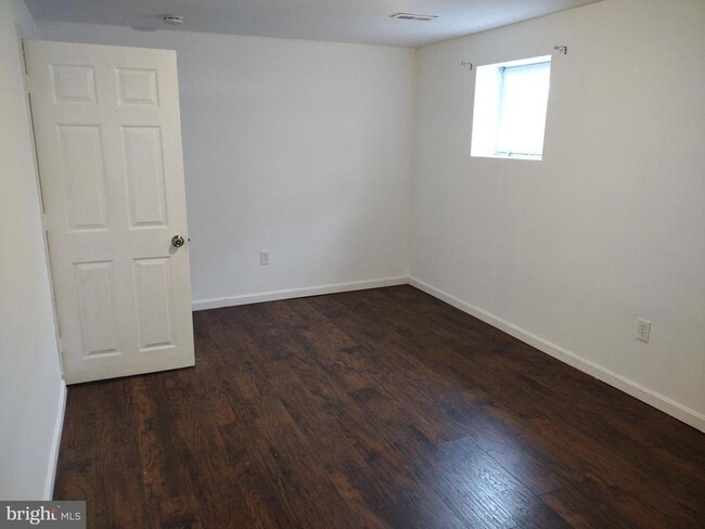 Building Photo - 14924 Belle Ami Dr