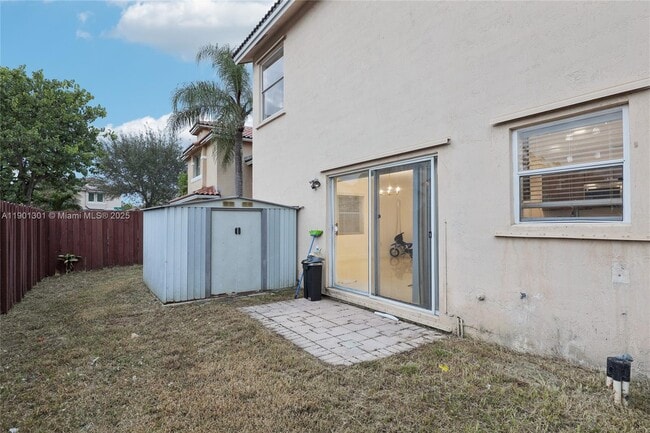 Building Photo - 14804 SW 155th Pl