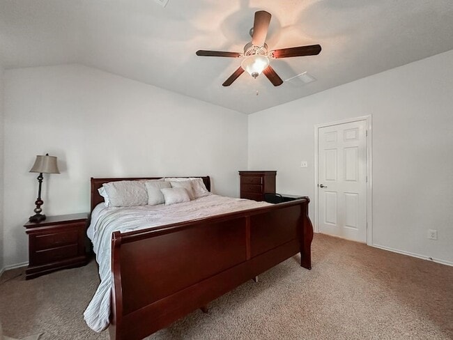 Building Photo - 3 Fairlee Ct