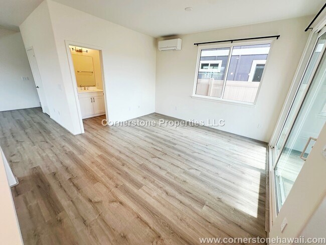 Building Photo - 94-1133-1133 Halekukui St