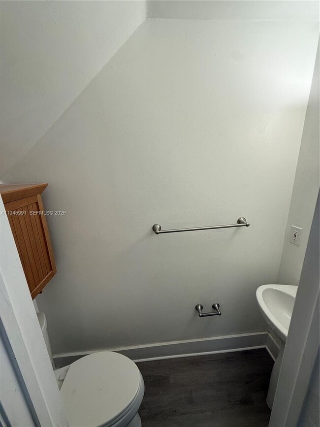 Building Photo - 821 SW 2nd St