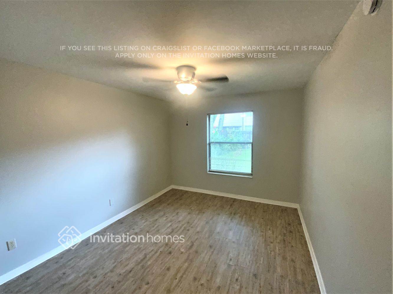 Building Photo - 11666 Wellington Way