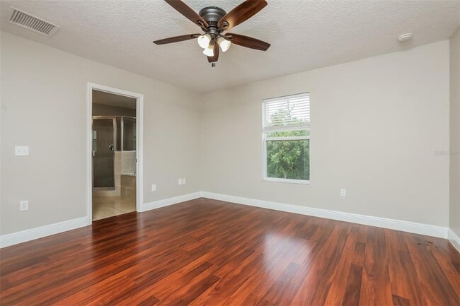 Building Photo - 207 Taranto Way