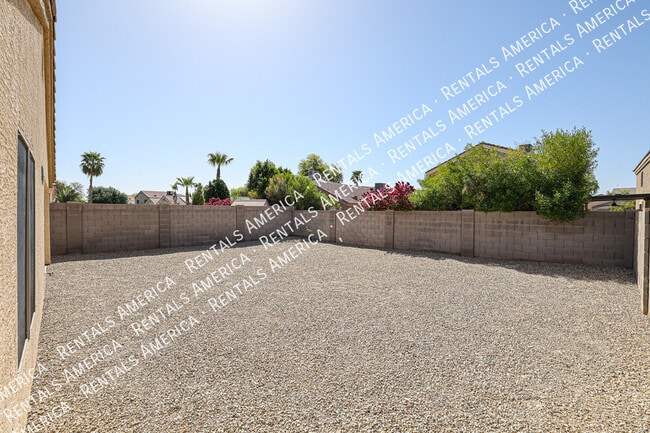 Building Photo - 13009 W Redfield Rd