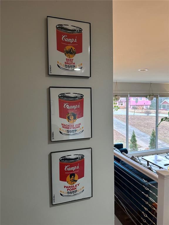 Building Photo - 2573 Crestdale Cir SE