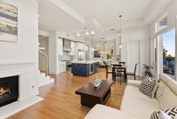 Building Photo - 3842 Modena Pl