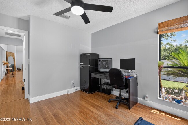 Building Photo - 9351 Arbolita Way
