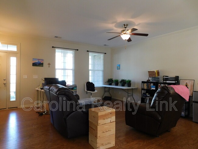 Building Photo - 1244 Assembly St