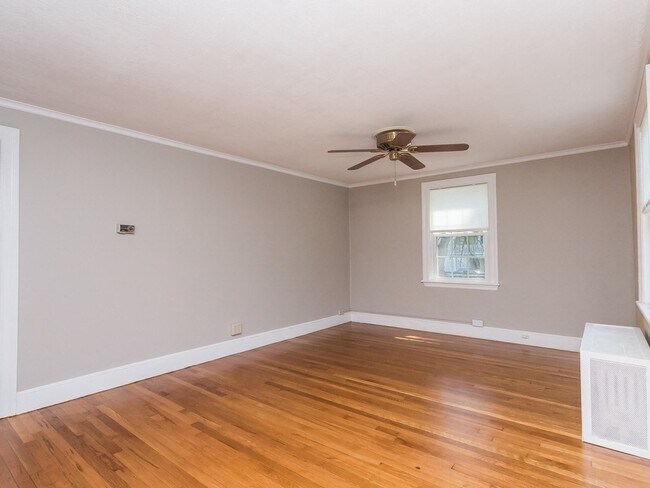 Building Photo - 36 Bonad Rd