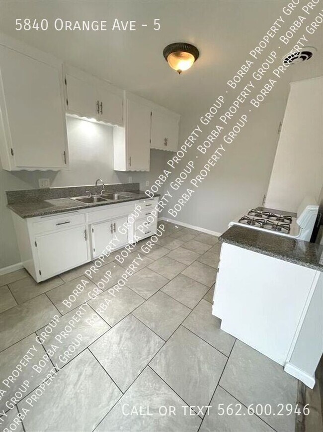 Building Photo - 5840 Orange Ave