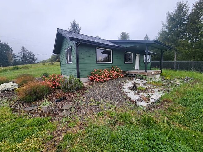 Building Photo - 17561 Gardner Ridge Rd