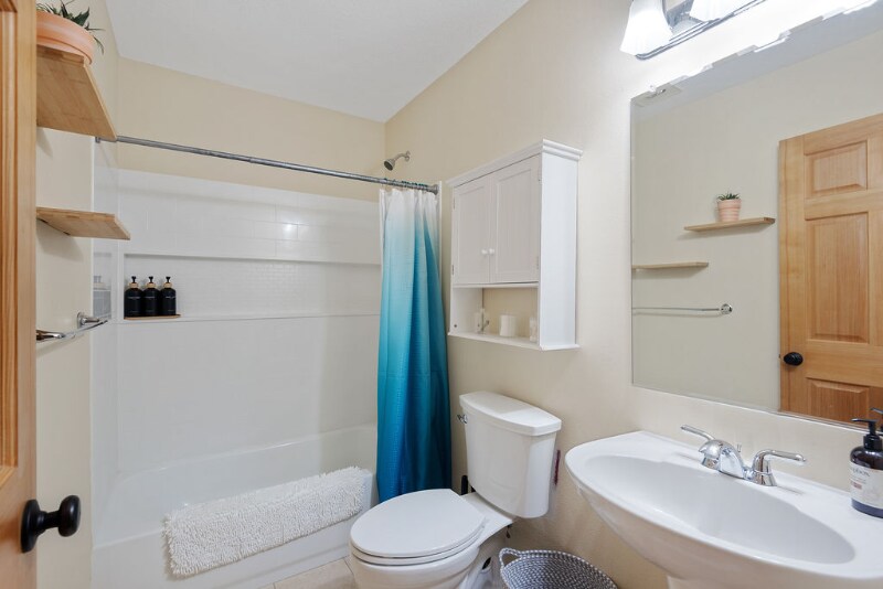 Building Photo - 10237 NW Wilshire Ln