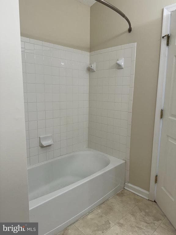 Building Photo - 2429 Knapps Way