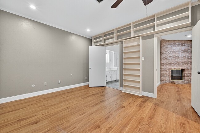 Building Photo - 4426 Basswood Ln