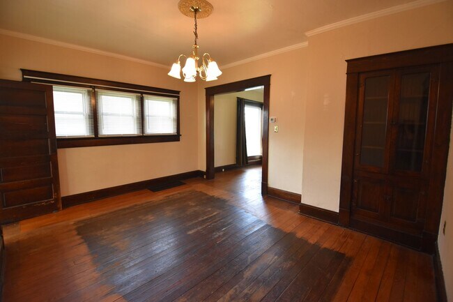 Building Photo - Two Bedroom House in Knightstown