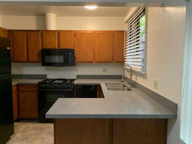 Kitchen - 2497 S Barrington Ave