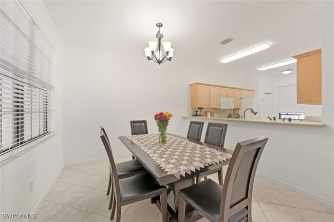 Building Photo - 14978 Summit Pl Cir