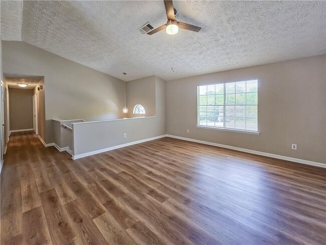 Building Photo - 7080 Greenbower Ln