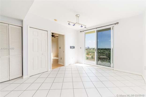Building Photo - 3500 Coral Wy