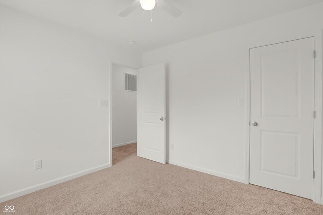 Building Photo - 1485 Pine Bark Ln