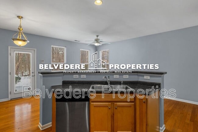 Building Photo - 2 Cobble Ln