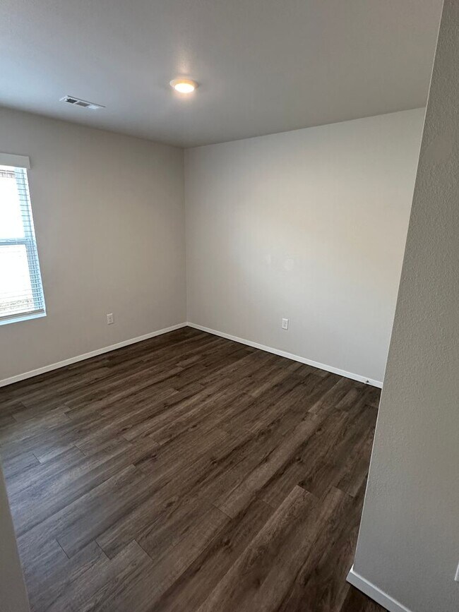 Building Photo - *Rent FREE until May 1- NO HIDDEN FEES!*  NEW Four Bedroom | Two Bath Home in Fort Smith