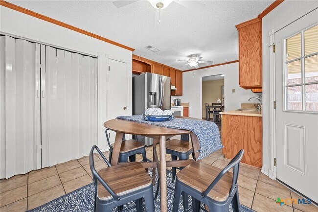 Building Photo - 306 Barber Dr