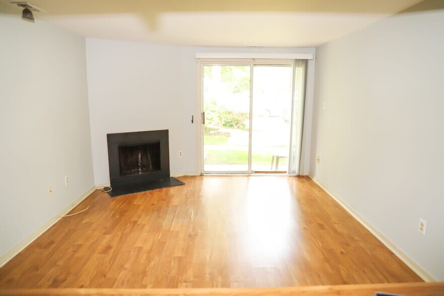 Building Photo - 118 Meadow Ridge Rd