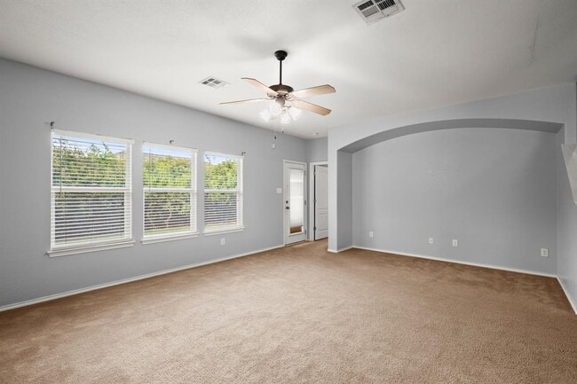 Building Photo - 4617 Tiddle Ln