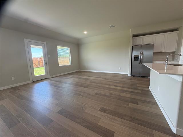 Building Photo - 517 River Rdg Dr